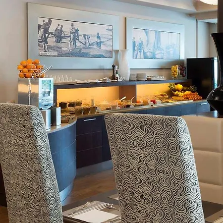 Select And Szálloda Riccione