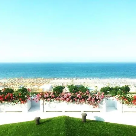 Select And 4* Riccione