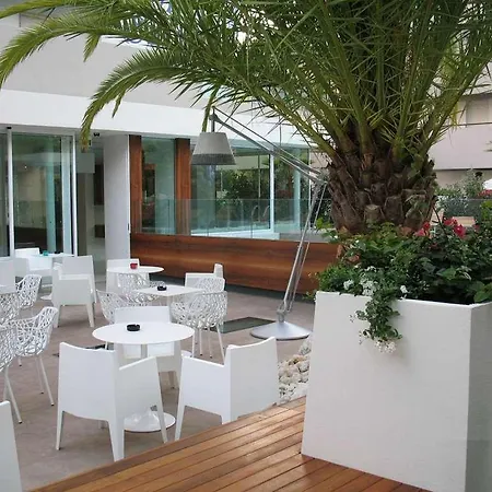 Select & Spa-new Hotel Riccione