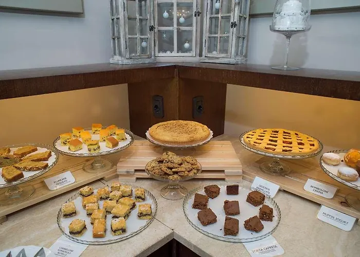 מלון Select And