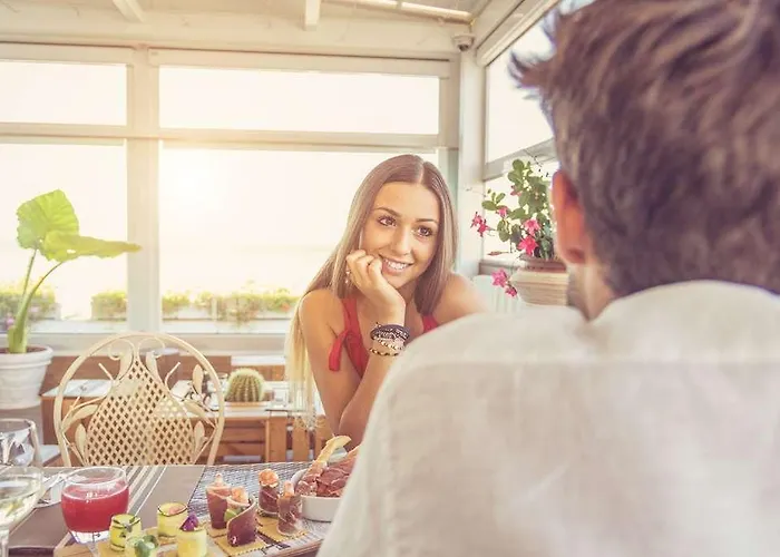 Select And 里乔内